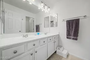 946 E Wimpole Ave, Gilbert, AZ 85297 - Photo 28
