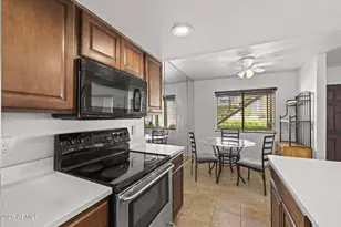 2228 E Campbell Ave, Phoenix, AZ 85016 - Photo 14