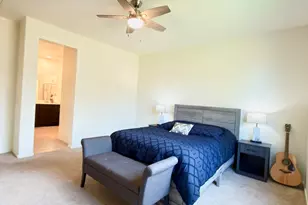 14344 W Desert Hollow Dr, Surprise, AZ 85387 - Photo 16
