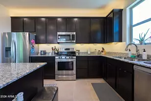 14344 W Desert Hollow Dr, Surprise, AZ 85387 - Photo 6