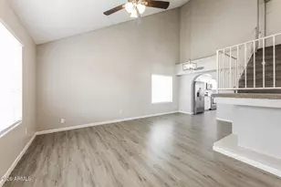 11317 N 92nd Ave, Peoria, AZ 85345 - Photo 2