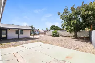 727 W Flint St, Chandler, AZ 85225 - Photo 18
