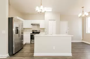 6635 W Fillmore St, Phoenix, AZ 85043 - Photo 8