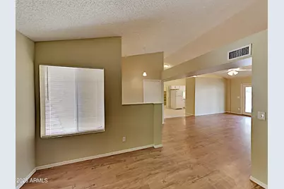 102 W Ivyglen Street, Mesa, AZ 85201 - Photo 4