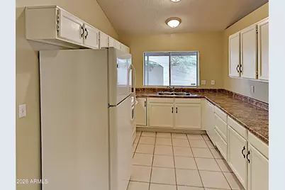 102 W Ivyglen Street, Mesa, AZ 85201 - Photo 6