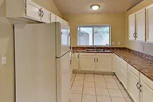 102 W Ivyglen St, Mesa, AZ 85201 - Photo 6