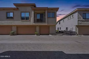 42424 N Gavilan Peak Pkwy, Anthem, AZ 85086 - Photo 2