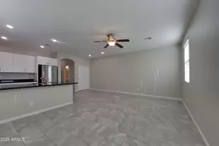 28955 N 124th Glen, Peoria, AZ 85383 - Photo 2