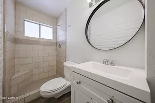 3119 W Country Gables Dr, Phoenix, AZ 85053 - Photo 34