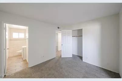 3119 W Country Gables Drive, Phoenix, AZ 85053 - Photo 38