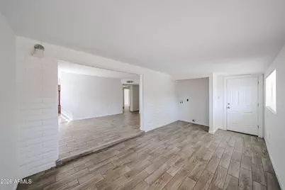 3119 W Country Gables Drive, Phoenix, AZ 85053 - Photo 22