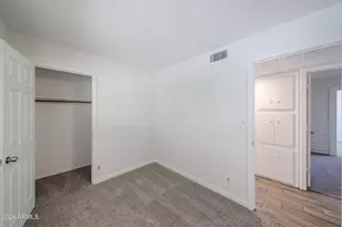 3119 W Country Gables Dr, Phoenix, AZ 85053 - Photo 40