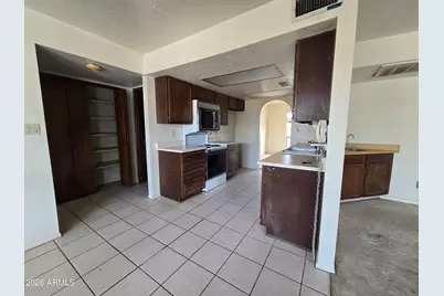 7012 E Thunderbird Road, Scottsdale, AZ 85254 - Photo 4