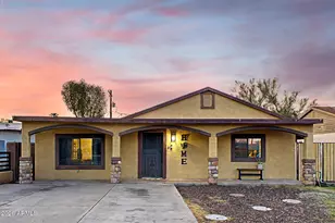 3044 W Holly St, Phoenix, AZ 85009 - Photo 1