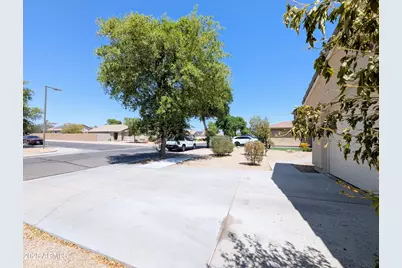 13959 W Country Gables Drive, Surprise, AZ 85379 - Photo 4
