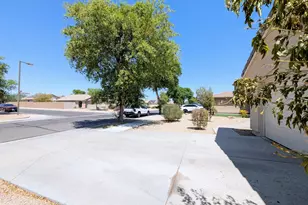 13959 W Country Gables Dr, Surprise, AZ 85379 - Photo 4