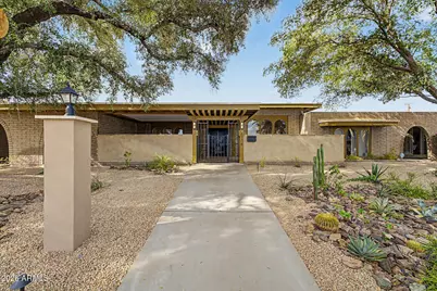 3736 E Montecito Avenue, Phoenix, AZ 85018 - Photo 10
