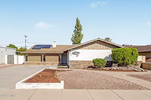 2609 N 49th Pl, Phoenix, AZ 85008 - Photo 2