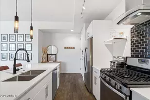 3131 N Central Ave, Phoenix, AZ 85012 - Photo 4