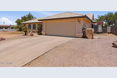 9584 W Tinajas Drive W, Arizona City, AZ 85123 - Photo 1