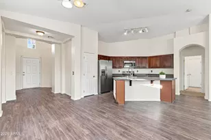 14843 W Shaw Butte Dr, Surprise, AZ 85379 - Photo 12