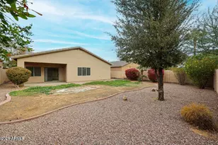 16183 W Winchcomb Dr, Surprise, AZ 85379 - Photo 34