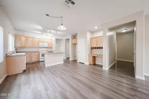16183 W Winchcomb Dr, Surprise, AZ 85379 - Photo 14