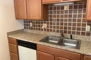 930 S Dobson Rd, Mesa, AZ 85202 - Photo 4