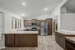 20108 N 92nd Ave, Peoria, AZ 85382 - Photo 10