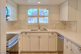 5104 N 32nd St, Phoenix, AZ 85018 - Photo 4