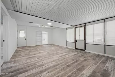 11033 N 105th Avenue, Sun City, AZ 85351 - Photo 6
