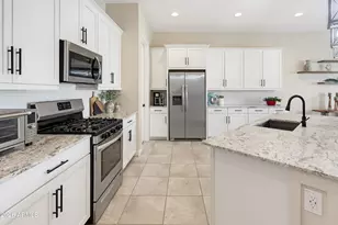 24926 N 175th Ln, Surprise, AZ 85387 - Photo 10