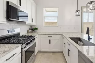 24926 N 175th Ln, Surprise, AZ 85387 - Photo 38