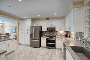 17850 N 68th St, Phoenix, AZ 85054 - Photo 8