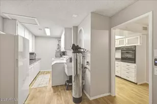 19021 N Signal Butte Cir, Sun City, AZ 85373 - Photo 12