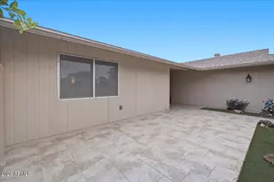 19021 N Signal Butte Cir, Sun City, AZ 85373 - Photo 32