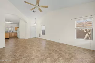 8023 S 27th Way, Phoenix, AZ 85042 - Photo 8