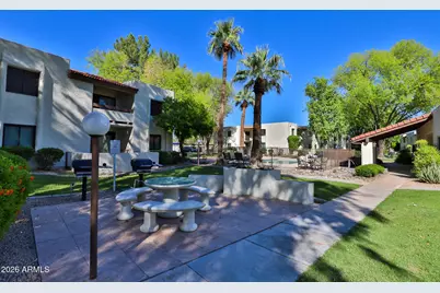 10444 N 69th Street #225, Paradise Valley, AZ 85253 - Photo 2