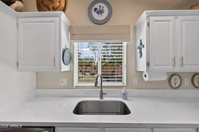 19516 N 88th Drive, Peoria, AZ 85382 - Photo 8