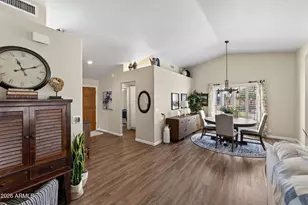 19516 N 88th Dr, Peoria, AZ 85382 - Photo 18