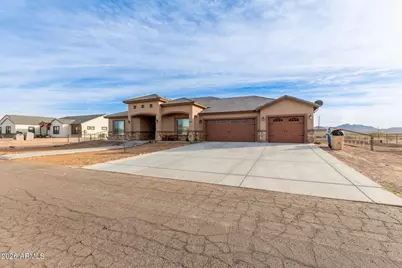 22951 W La Mirada Drive, Buckeye, AZ 85326 - Photo 12