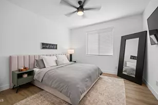 7516 West Odeum Ln, Phoenix, AZ 85043 - Photo 14