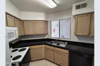 3848 N 3rd Avenue #1010, Phoenix, AZ 85013 - Photo 6