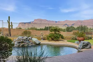 6752 E Barragan Dr, Gold Canyon, AZ 85118 - Photo 2