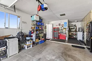 13367 W Desert Glen Dr, Sun City West, AZ 85375 - Photo 16