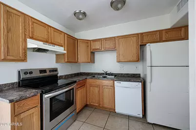 2614 E Monte Vista Road #1, Phoenix, AZ 85008 - Photo 1
