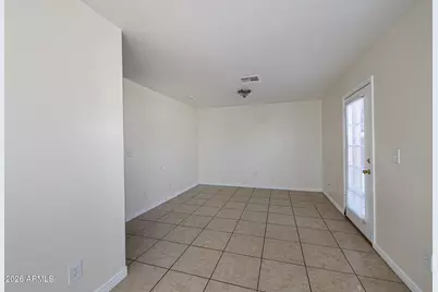 2614 E Monte Vista Road #1, Phoenix, AZ 85008 - Photo 8