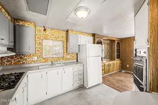 7300 N 51st Ave, Glendale, AZ 85301 - Photo 16