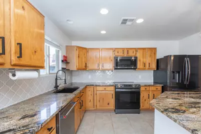651 N Cobblestone Street, Gilbert, AZ 85234 - Photo 8