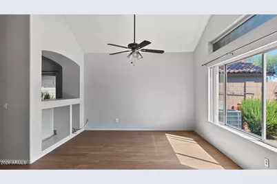 3619 N 104th Drive, Avondale, AZ 85392 - Photo 8